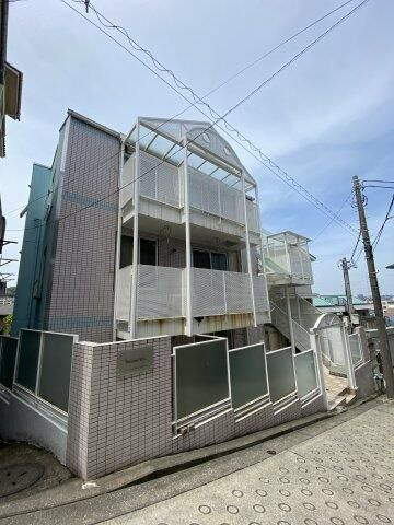 Ｏｋｕｒａｙａｍａ　Ｈｉｌｌｓの外観