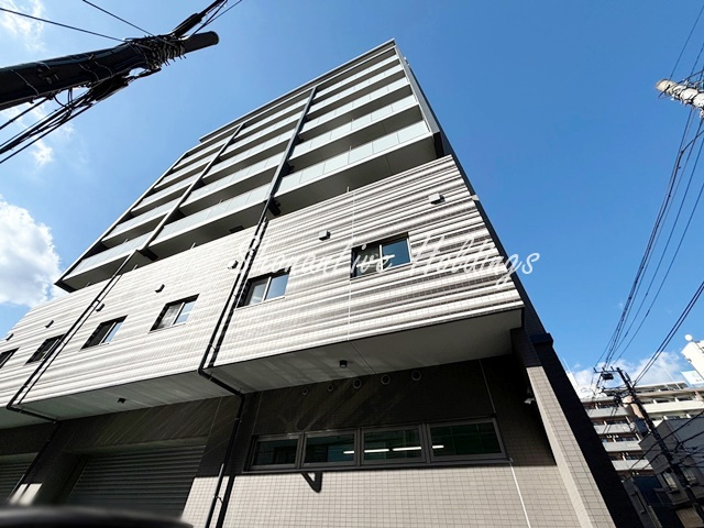 Trioaks横濱の外観