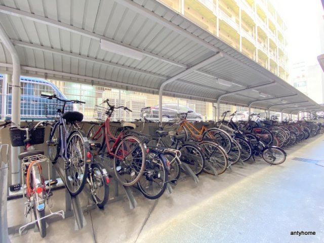 グランシス天満橋　仲介手数料無料の駐車場