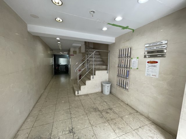 ラシーヌ三明町のロビー