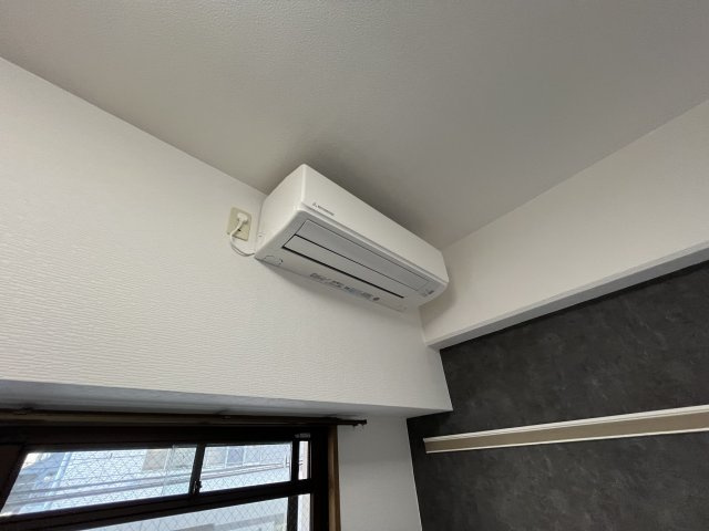吹田市江坂町１丁目の店舗事務所の設備|エアコン