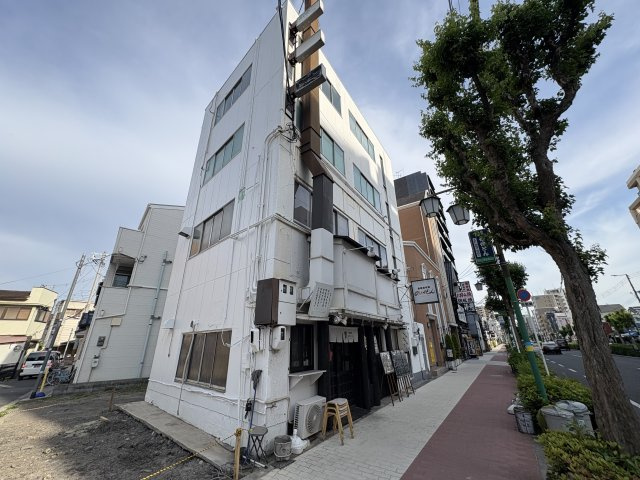 大阪市阿倍野区西田辺町１丁目の店舗事務所の外観