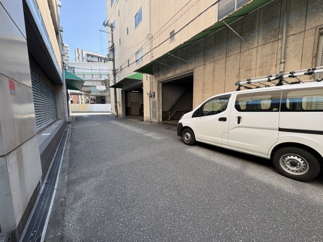 小椋ビルの駐車場
