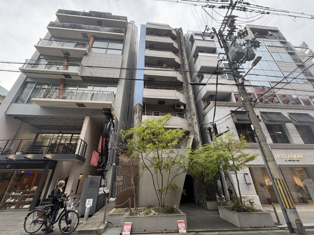 グランドシーズ心斎橋Ⅲの外観