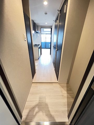 フォーリアライズ昭和南通Ⅰの玄関|明るい玄関です
