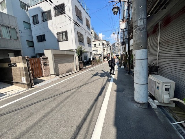 BRILLIANT西天満ビルの周辺