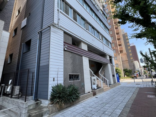 大阪市西区南堀江１丁目の店舗事務所の外観
