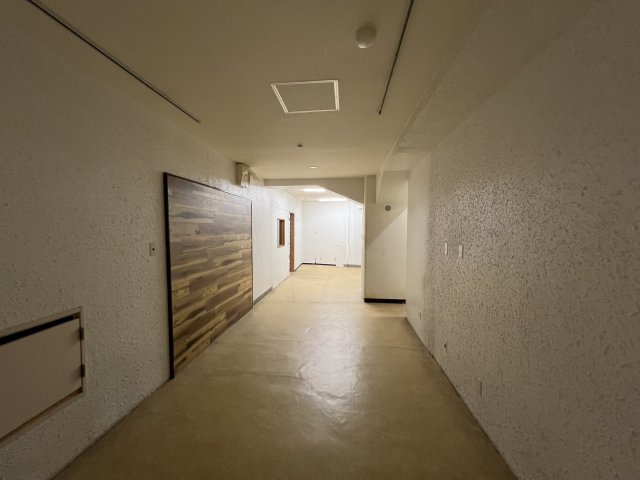 大阪市西区南堀江１丁目の店舗事務所のロビー