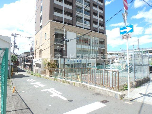 大阪市西成区山王１丁目の店舗一部の外観