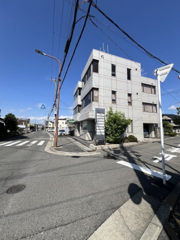 泉大津市豊中町３丁目の事務所の外観