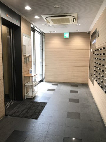 東大阪市今米１丁目の店舗事務所のロビー