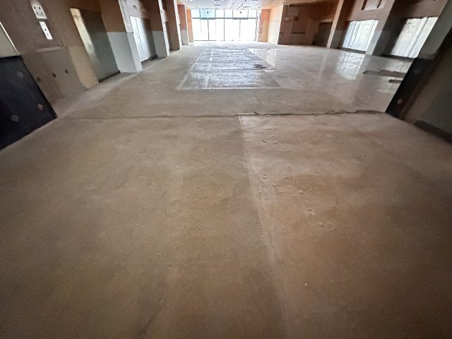 リアライズ近鉄八尾駅前ビルの内装