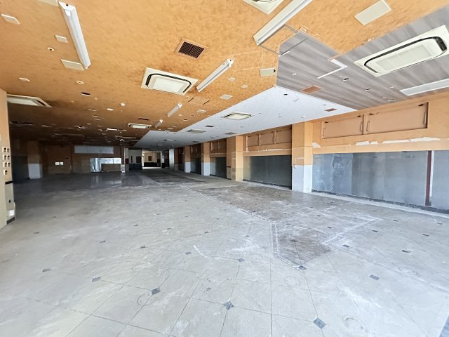 リアライズ近鉄八尾駅前ビルの内装