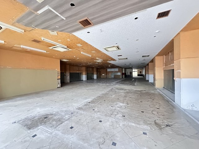 リアライズ近鉄八尾駅前ビルの内装
