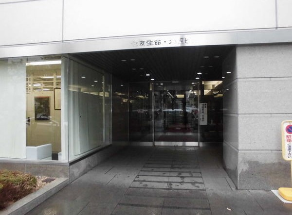 フェニックス内本町ビルのエントランス