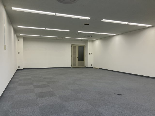 大阪市中央区谷町９丁目の事務所のロビー