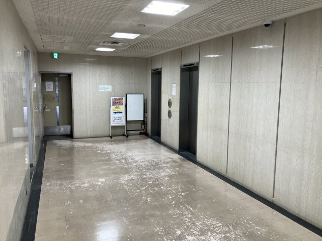 大阪市中央区谷町９丁目の事務所のロビー