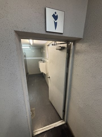 新大阪駅前ビルのトイレ