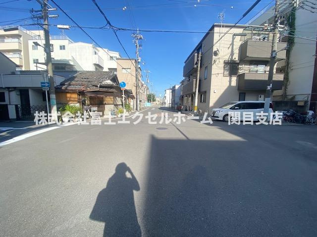大阪市旭区清水３丁目の店舗事務所の駐車場