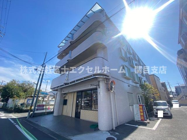 寝屋川市高柳５丁目の店舗事務所の外観