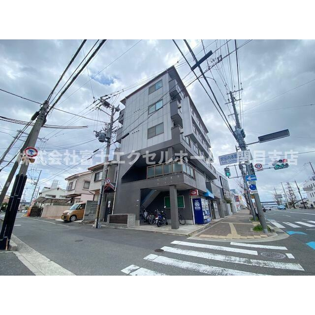 吹田市内本町３丁目の店舗事務所