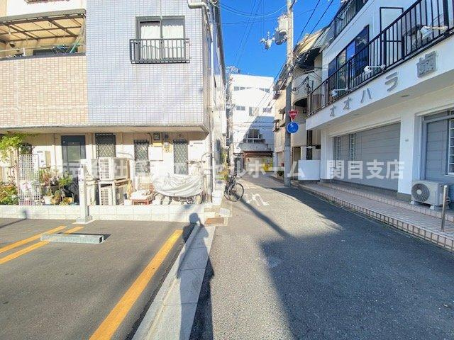 ヨシカネ第３ビルの周辺
