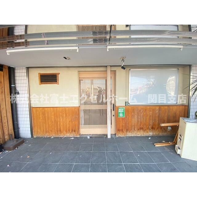 守口市佐太中町７丁目の店舗一部