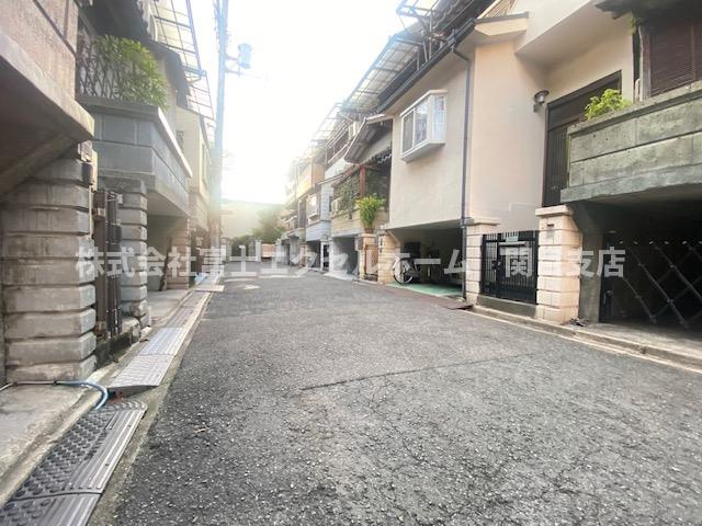 今津中ガレージハウスの周辺