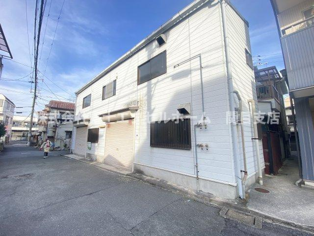 梶町４丁目貸（倉庫・事務所・店舗）の外観