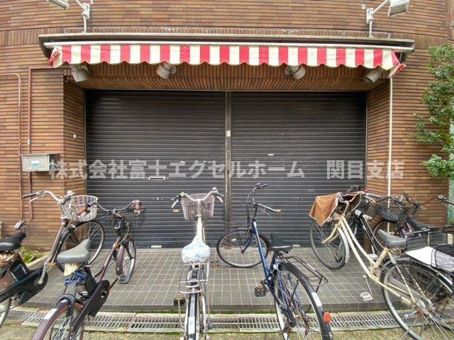 ドゥファミーユの外観
