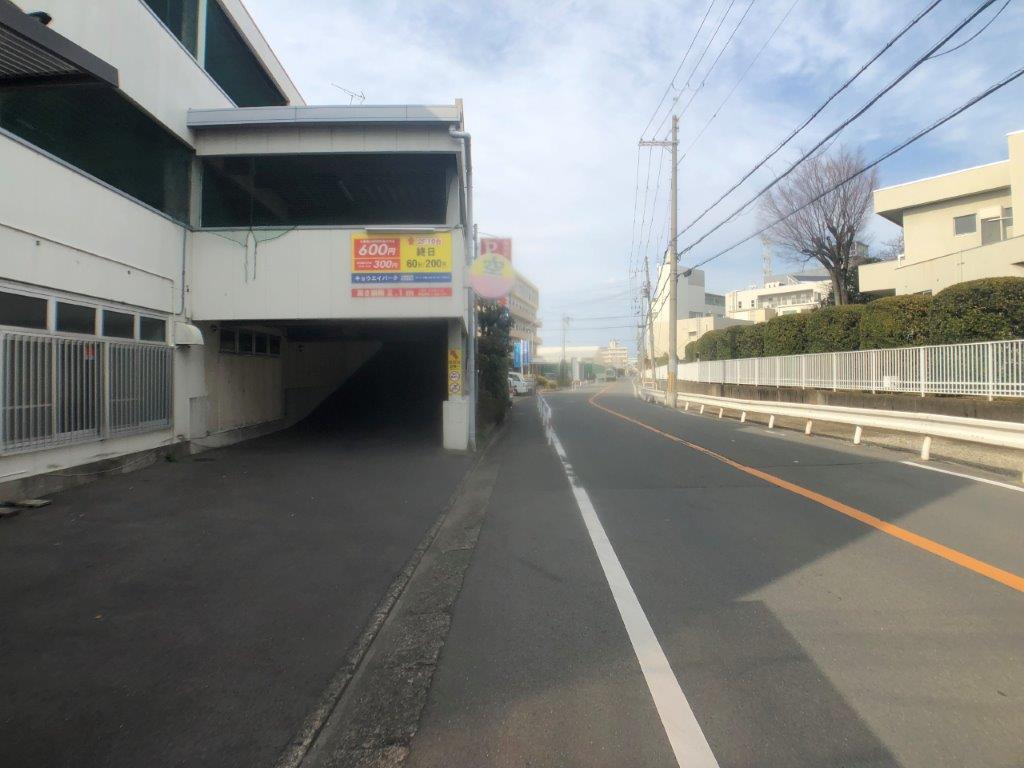 サカエ店舗の周辺