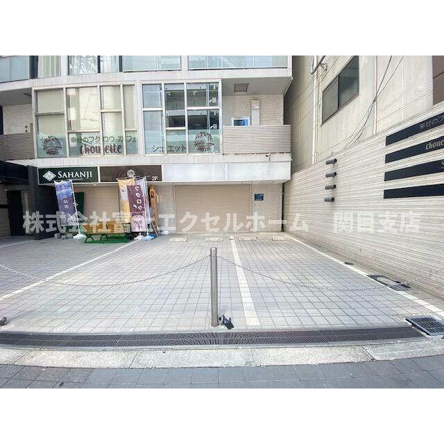 大阪市中央区東心斎橋１丁目の店舗一部の外観