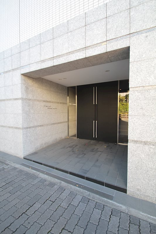 横浜市鶴見区鶴見中央４丁目の賃貸マンションの外観