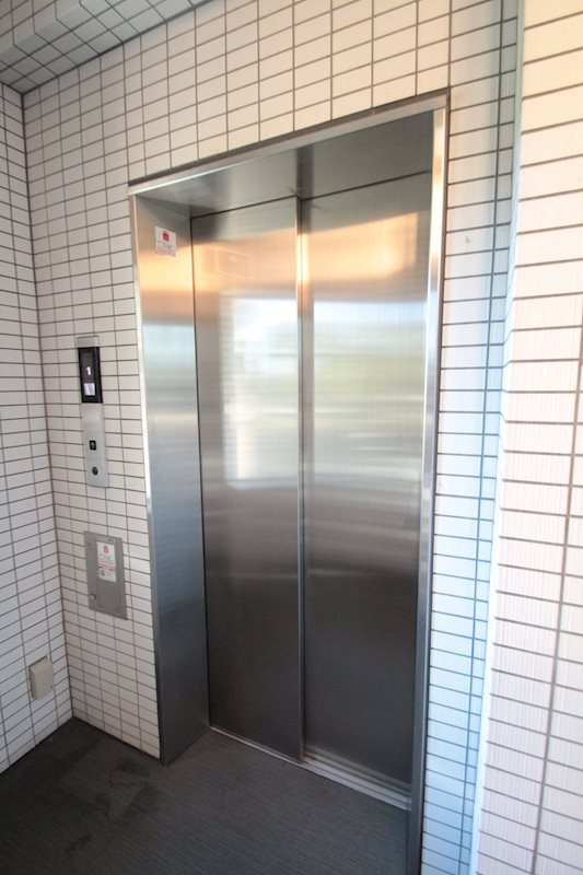 横浜市鶴見区鶴見中央４丁目の賃貸マンションの外観