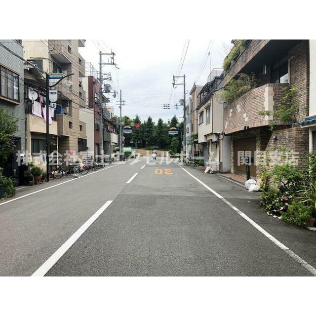 トレジャープラザの周辺