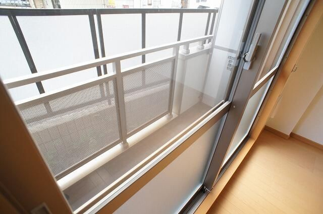 Ａｒｄｏｒ　Ｐｉｓｏのバルコニー