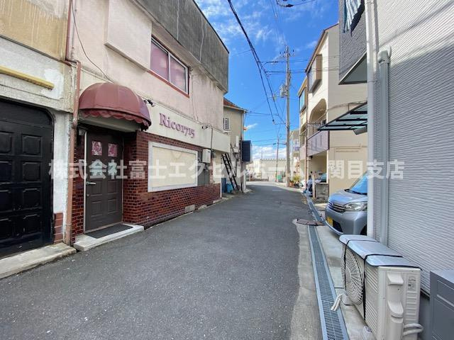 寝屋川市北大利町店舗・事務所の周辺