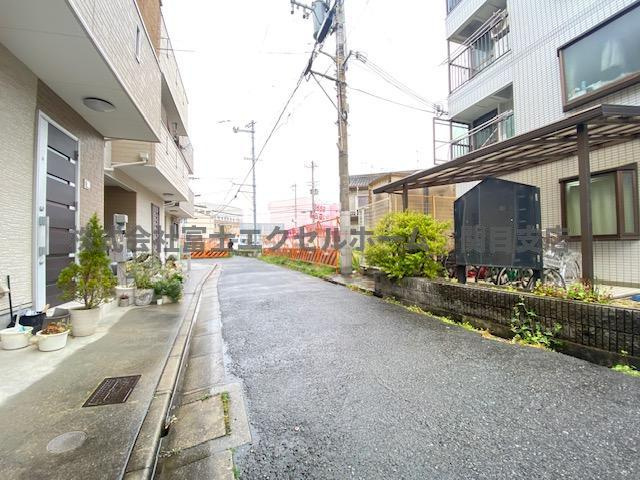 オペルAの周辺