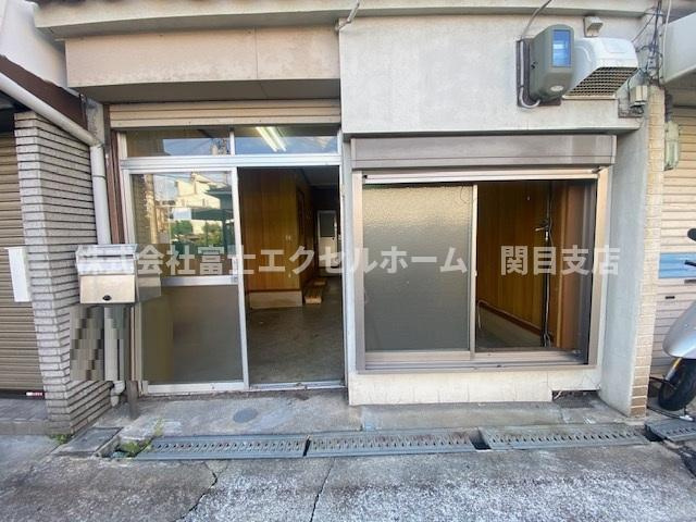 大利町貸店舗テラスのエントランス