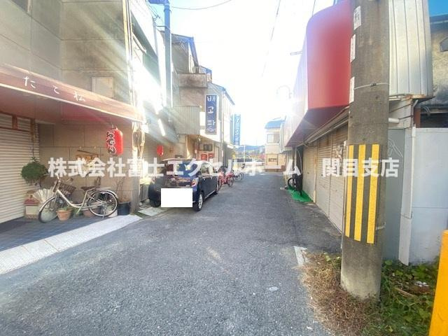 門真市野里町店舗付き住宅の周辺