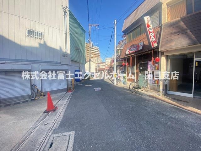 門真市野里町店舗付き住宅の周辺