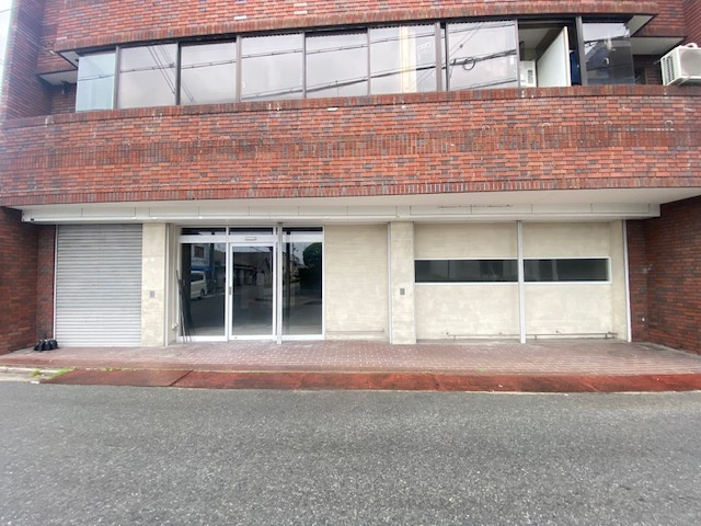 プレアール大和田１階路面店舗事務所の外観