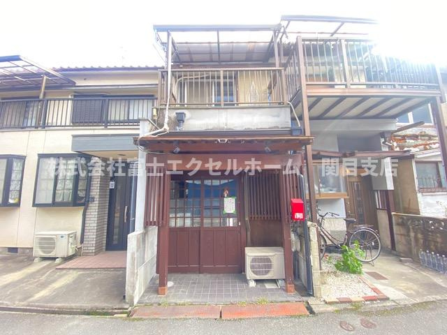 枚方市宮之阪３丁目店舗付き住宅
