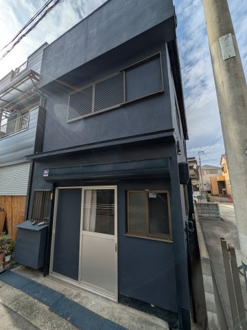 東難波町4丁目　店舗付住宅の外観
