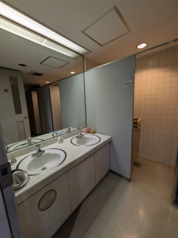 尼崎市東難波町５丁目の店舗事務所のその他共用部分