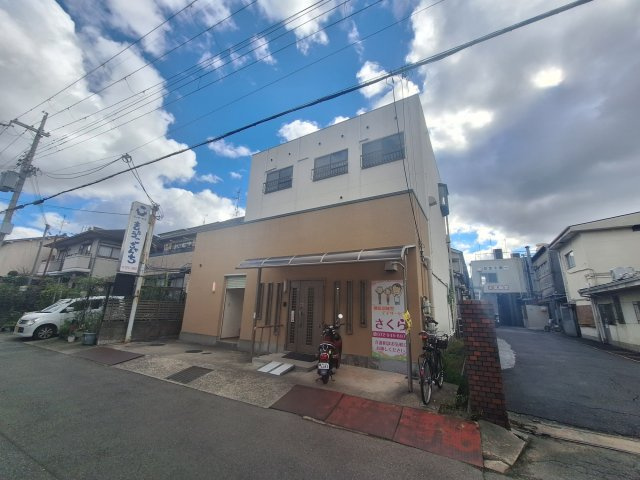 REIビル