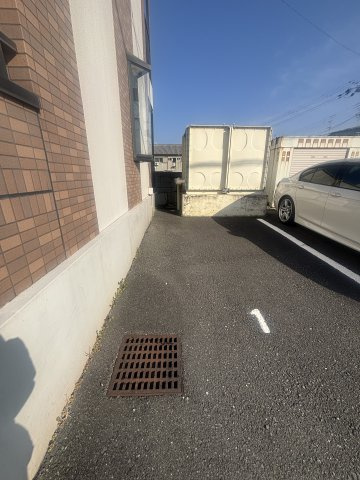 アデレード長田の駐車場
