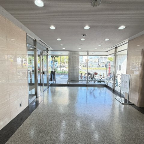 ファース堺ビルのロビー