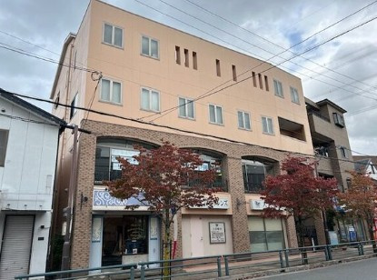 高槻市神内２丁目の店舗事務所