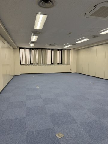 ふぁみーゆ葵ビルの内装